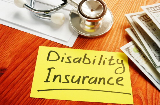 Cincinnati disability insurance broker explaining income protection options to professional